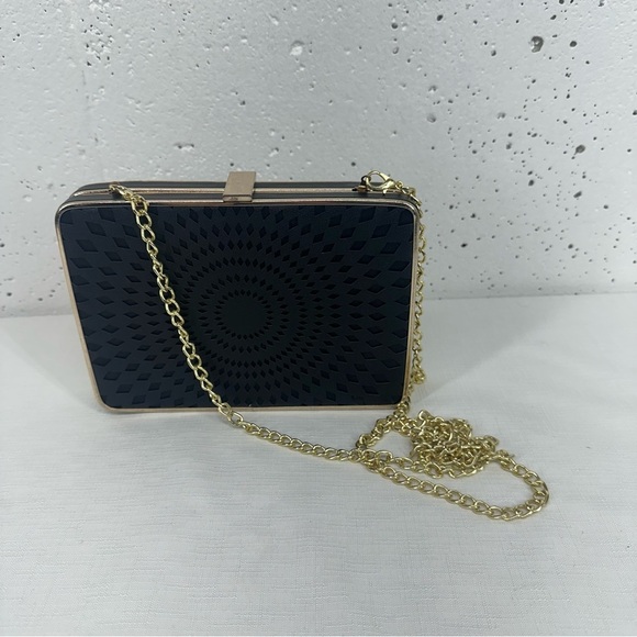CARA New York Black Gold Trim Hard Case Clutch or Crossbody - Picture 3 of 16